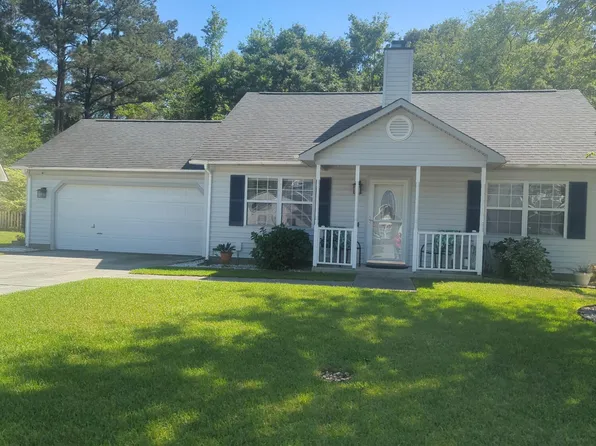 107 Yellowwood Drive, Jacksonville, NC 28546