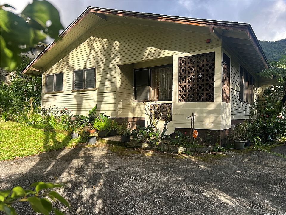 1st image of 3545 Kalihi St