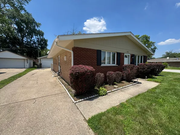820 Park Ave, Thornton, IL 60476