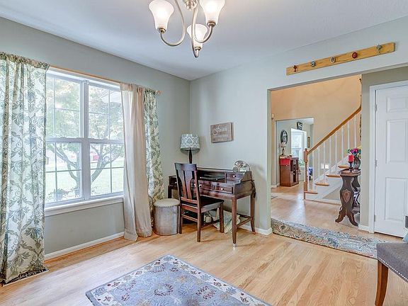 4th image of 478 Eagleview Dr Lot 1210 & 121