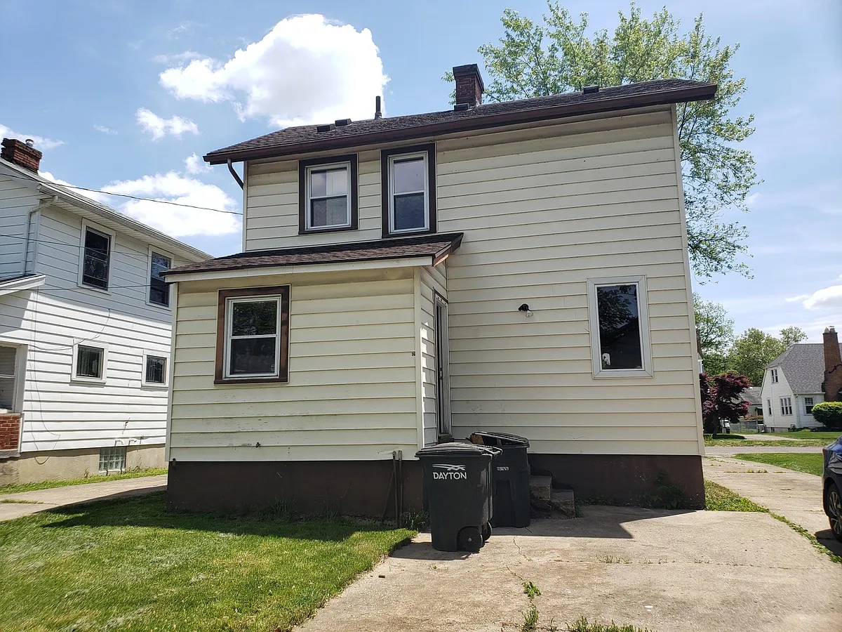Building Photo - 253 N Garland Ave
