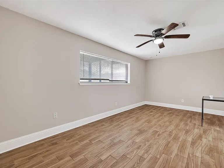 11107 Cedarview Ln — Photo 29