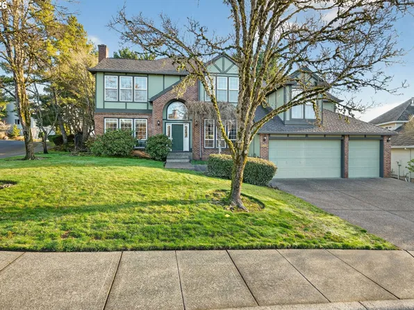 3684 NW Loriann Dr, Portland, OR 97229