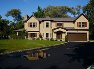 713 Tulane Ct, Township Of Washington, NJ 07676