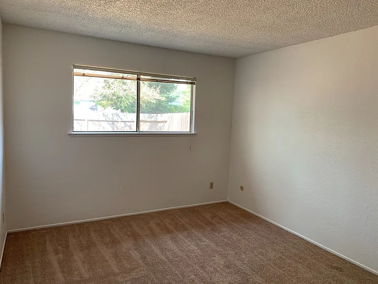 8969 El Oro Plaza Dr — Photo 5