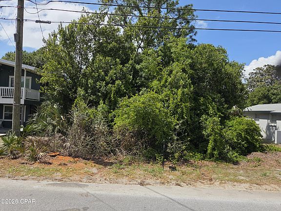 4th image of 231 14th St