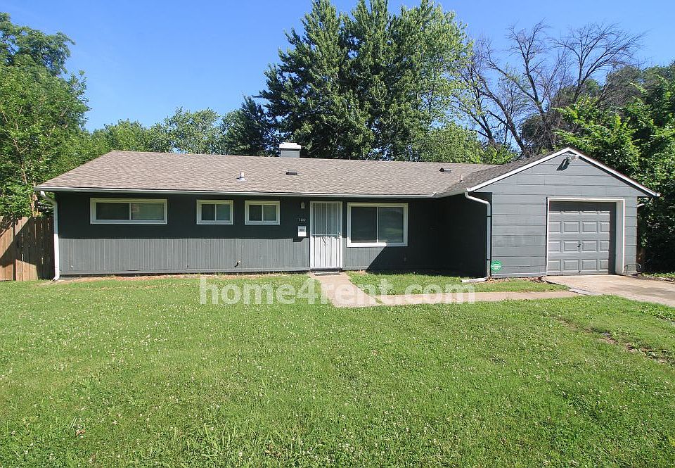1st image of 7302 E 109th St