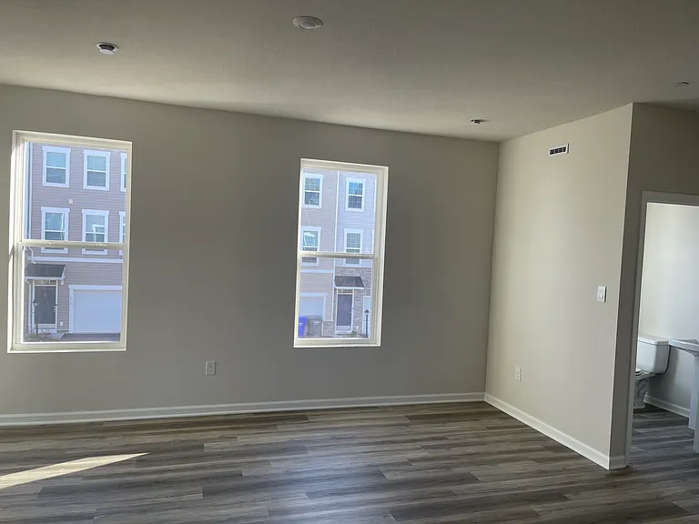 303A Affinity Dr — Photo 13