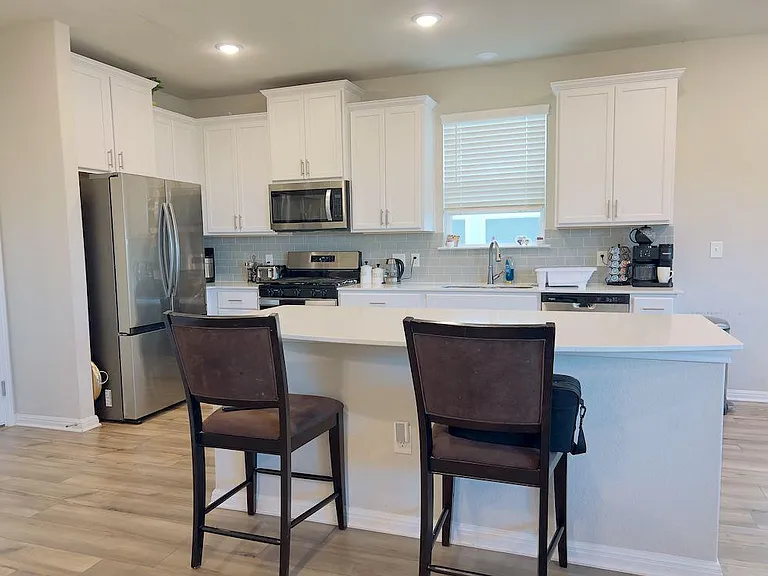 6254 Marsh Ln — Photo 4