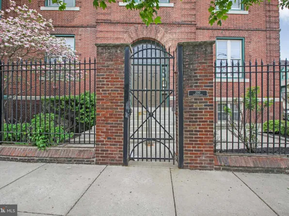 200 Christian St Unit 10, Philadelphia, PA 19147