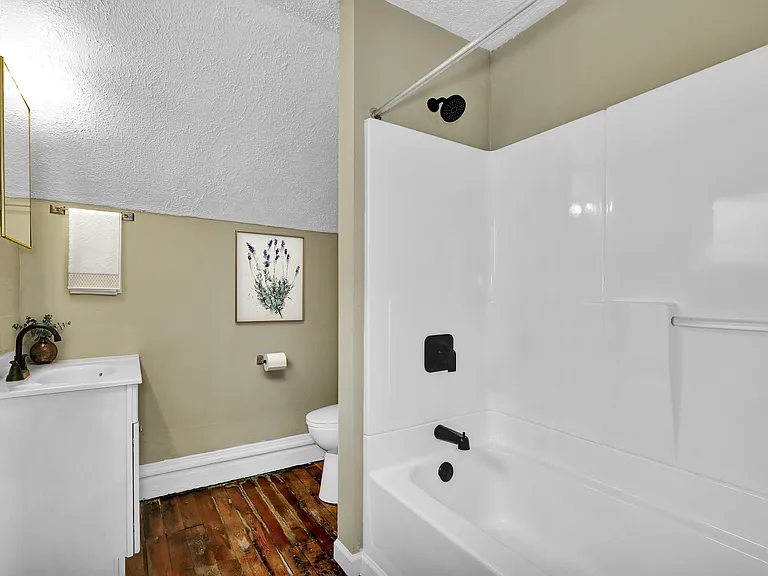 1033 E Cesar E Chavez Ave #1/2 — Photo 9