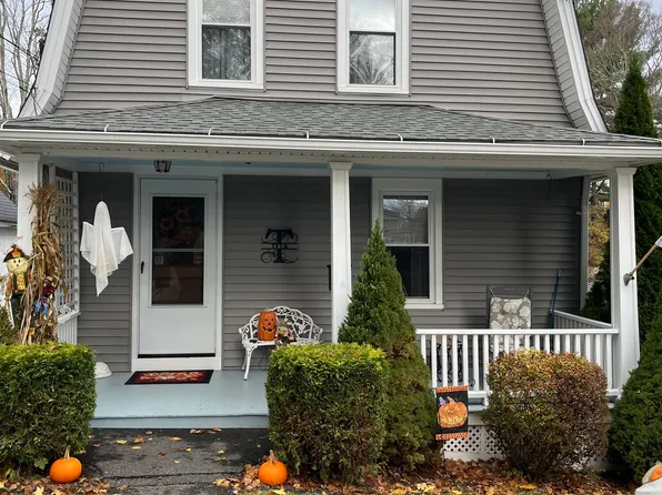15 Roberts Avenue, Watertown, CT 06795