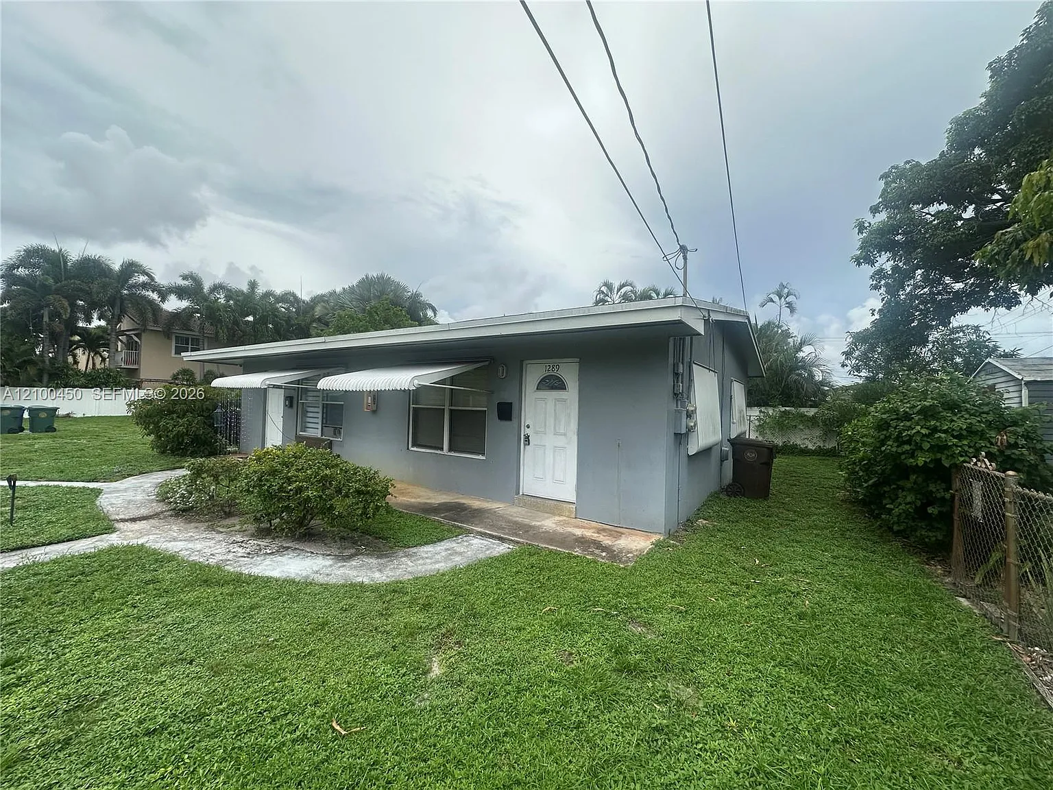 Oakland Park — Photo 1