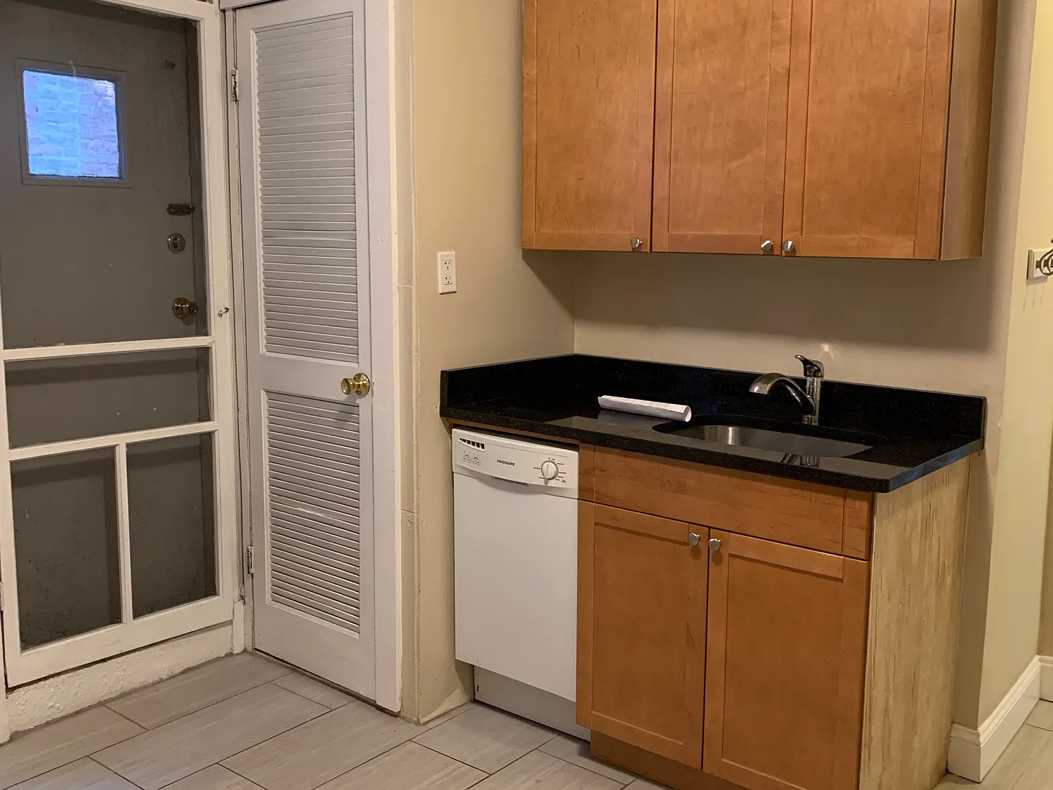 2 bed, $3,130 — Photo 4