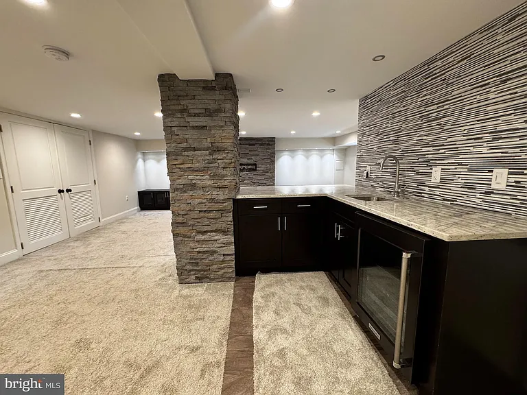 513 Whittier St NW — Photo 19