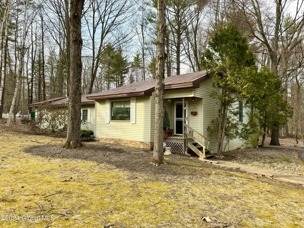 1 Solar Drive, Porter Corners, NY 12859