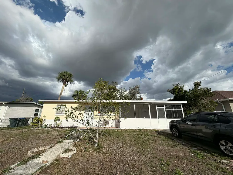 4404 Bayano St #1 — Photo 7
