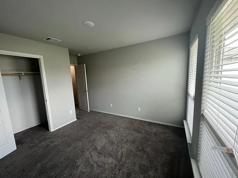 2428 Nolan Creek St — Photo 14