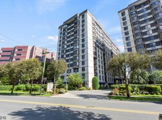 326 Prospect Ave APT 6H, Hackensack, NJ 07601