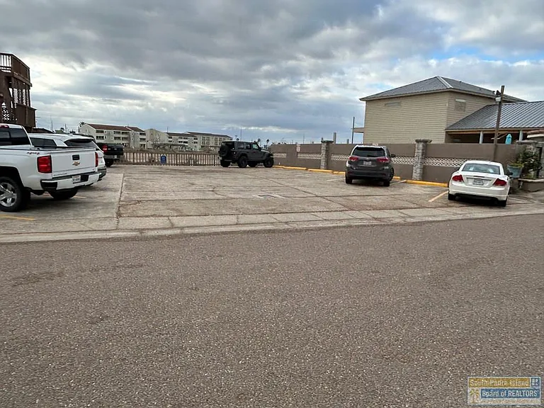 1342 Harbor Island Dr — Photo 41