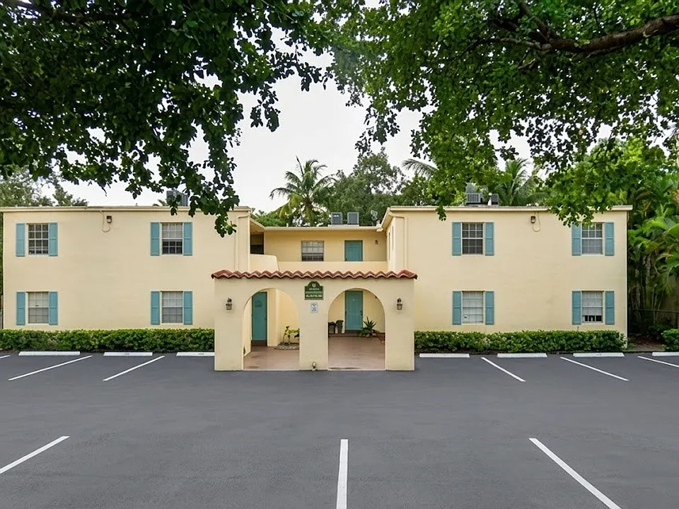 16 SW 9th St Ft. Lauderdale, FL 33315