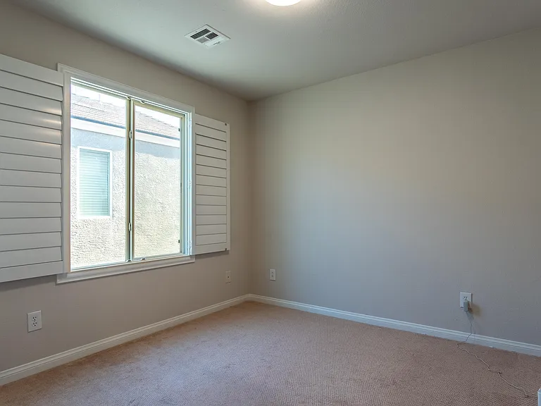 2279 Autumn Fire Ct — Photo 17