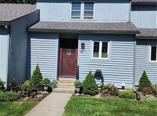 26 Woodstock Mdws UNIT 26, Woodstock, CT 06281