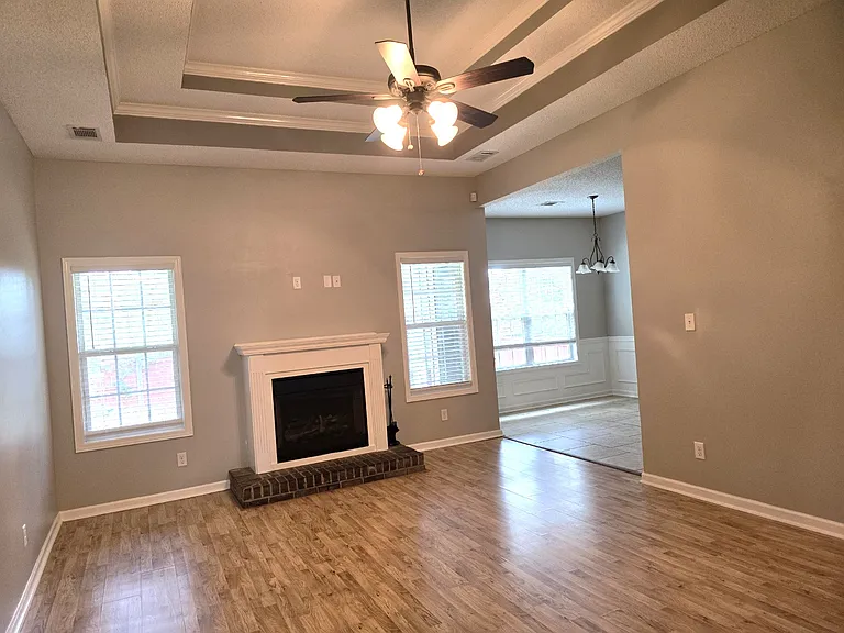 207 Station Way — Photo 4