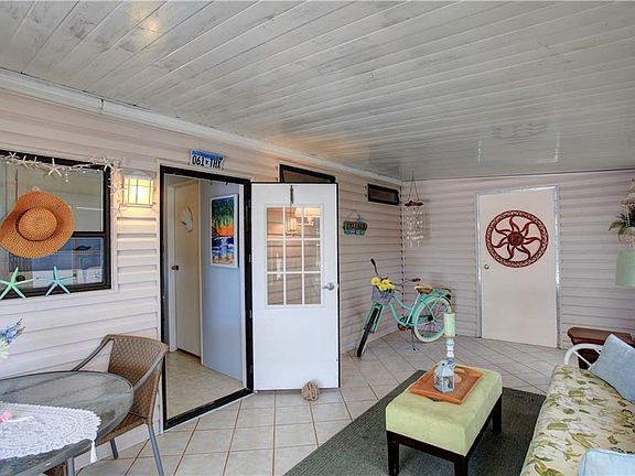 3rd image of 476 Dolphin Cir