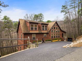 781 Rainier Rd, Mc Gaheysville, VA 22840