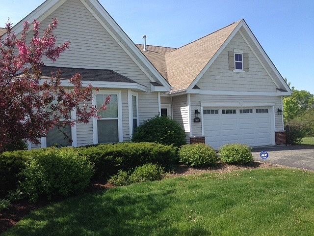 1st image of 327 W Eagle Ct