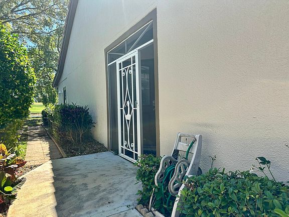 5th image of 2439 Saint Augustine Blvd S