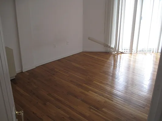 Rented by 18 REALTY | media 13