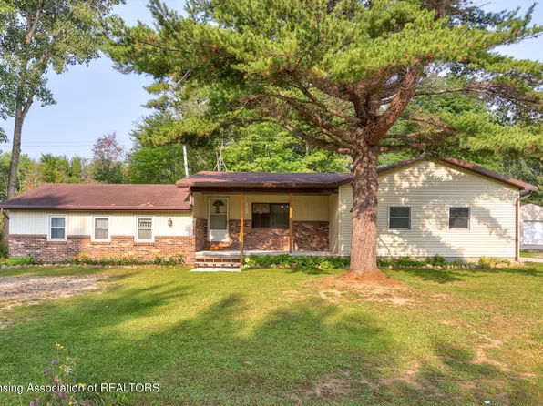 4790 S Wise Rd, Shepherd, MI 48883