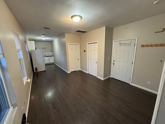 3rd image of 613 Carnegie St Floor 2
