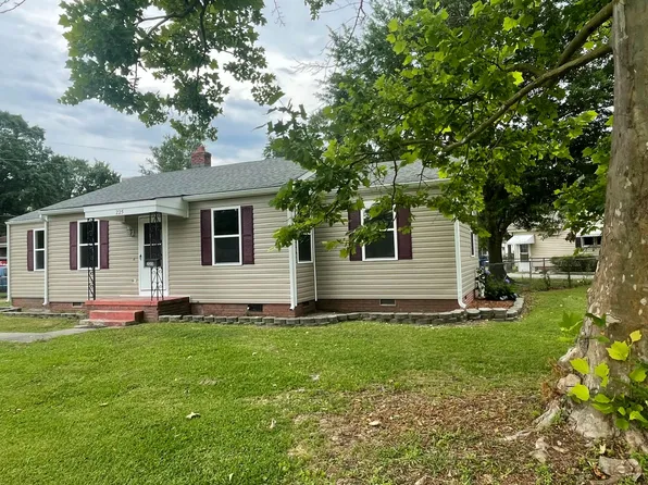 225 Kenneth Blvd, Havelock, NC 28532