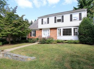 7226 Old Gate Rd, Rockville, MD 20852