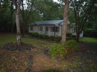 27 Kiowa Ln, Palmyra, VA 22963