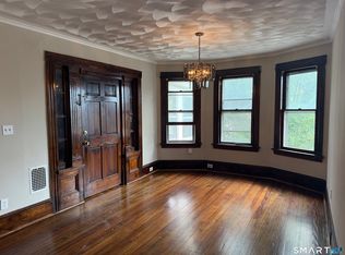 74-76 Worth St, Bridgeport, CT 06604