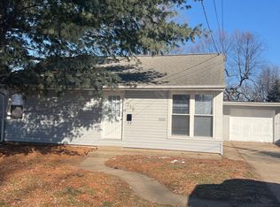 319 South St, Pekin, IL