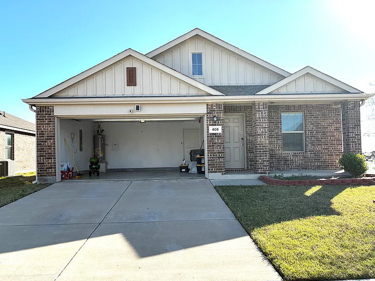 409 Buckeye Ave — Photo 1