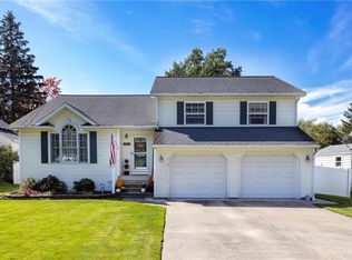 3520 Amherst Rd, Erie, PA 16506