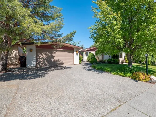 100 NW Lancer Ln, Pullman, WA 99163