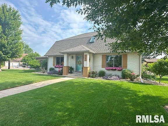 2nd image of 1144 Brookview Dr