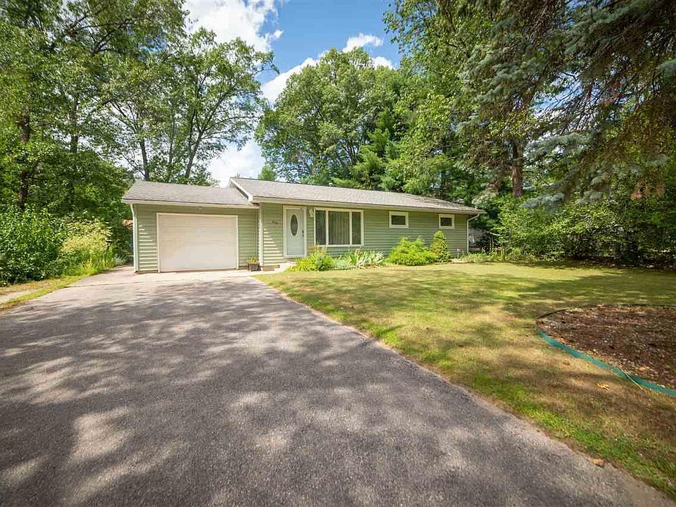 1st image of 842 Avenue D