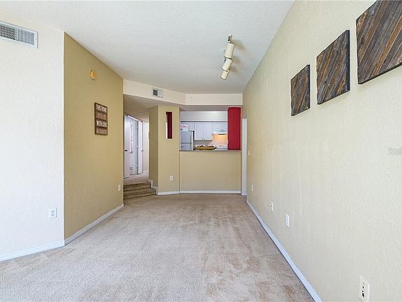 4th image of 504 S Armenia Ave Unit 1327
