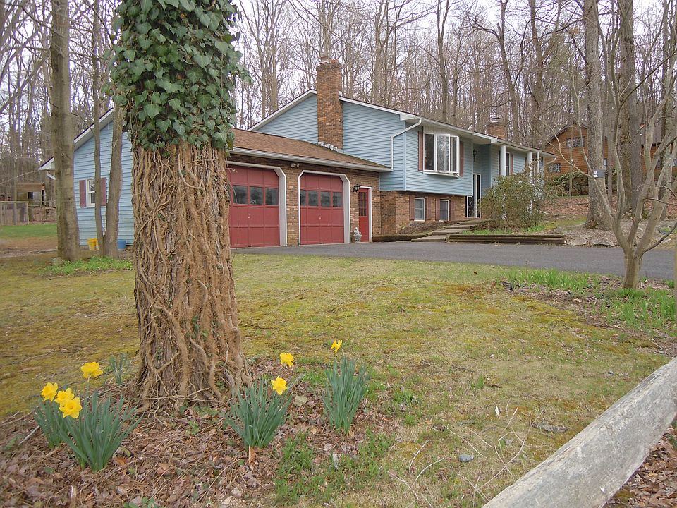 1st image of 110 Stonerow Ln