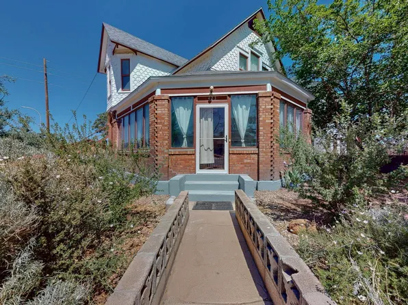 423 Arno St SE, Albuquerque, NM 87102