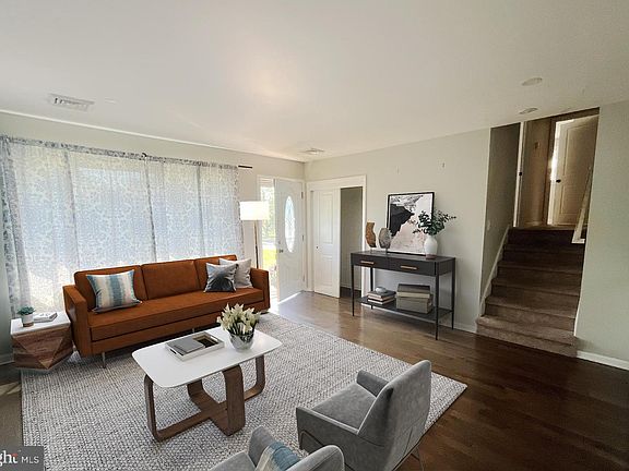 4th image of 3 Nanlyn Ave