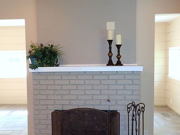 4th image of 6061 Sunwood Dr NW
